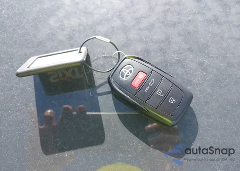 2025 Toyota Camry Le from USA, damaged, VIN 4T1DBADK3SU504840